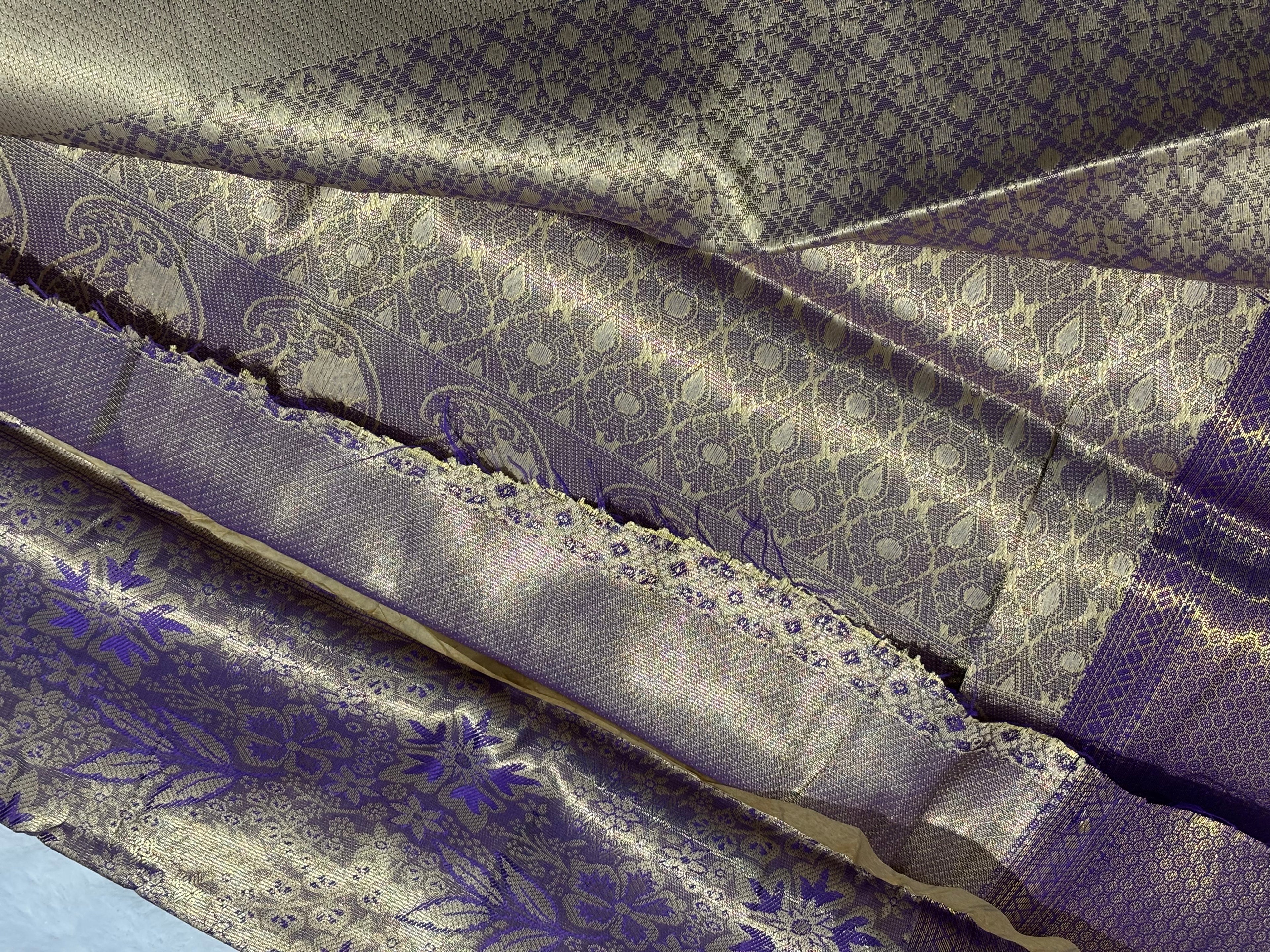 Tissue Silk Saree with Floral Zari Weaving